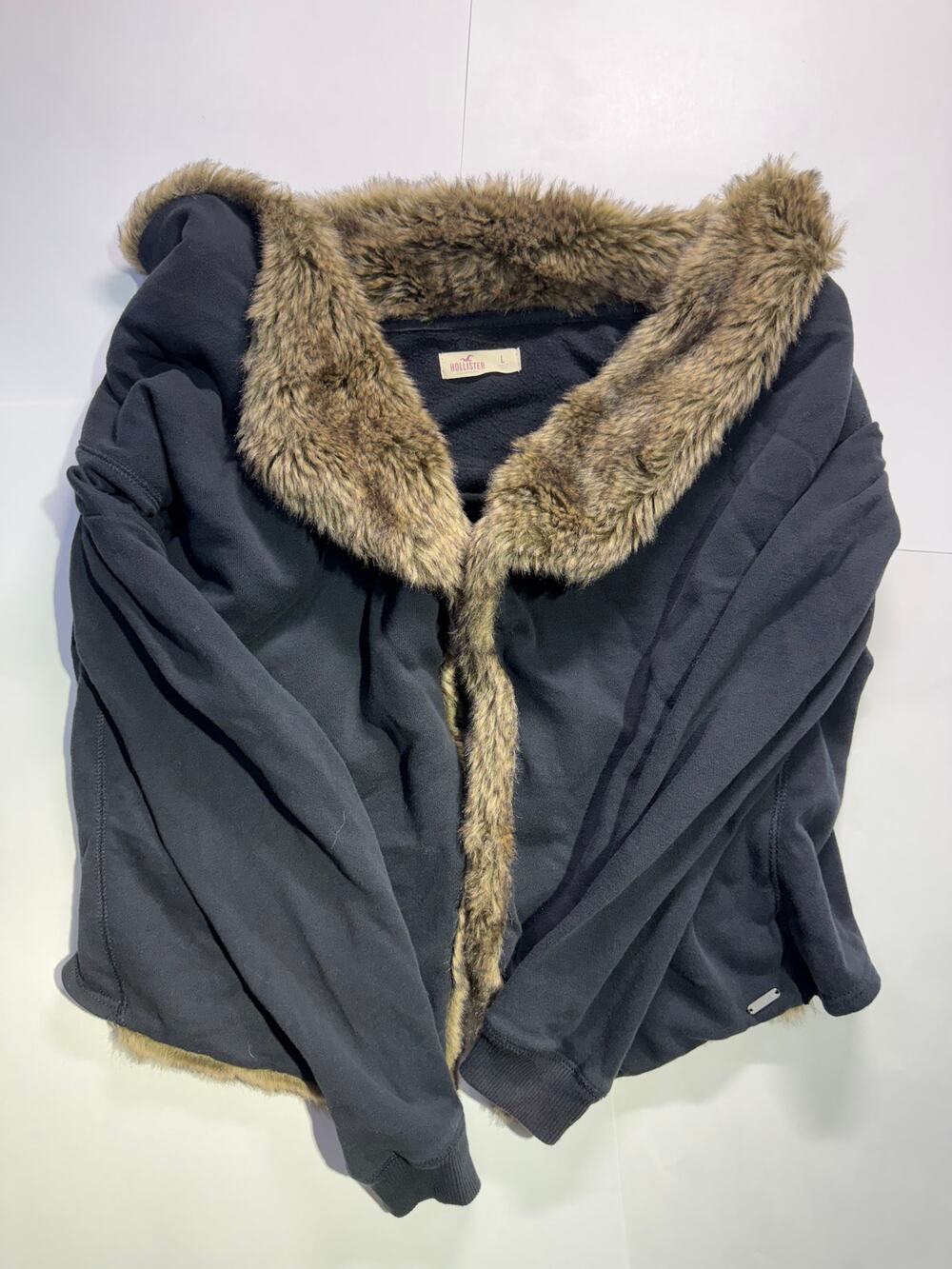 Hollister Faux Fur Trim Open Front Fleece Cardigan Jacket (Size L)
